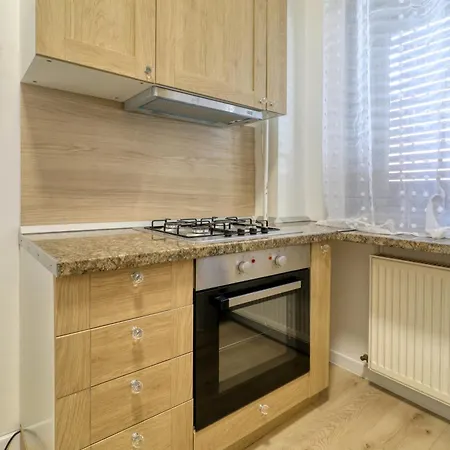 Central Charm Retreat Apartment *